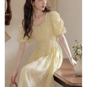 Beige Puff Sleeve Dress Women Summer New High-End Tea Break French Gentle Style Waist-Cinched A-Line Dress