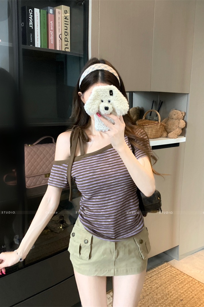 Women's Striped One-Shoulder Short Sleeve T-Shirt Summer Slim Korean Off-Shoulder Unique Hot Girl Top - Image 5