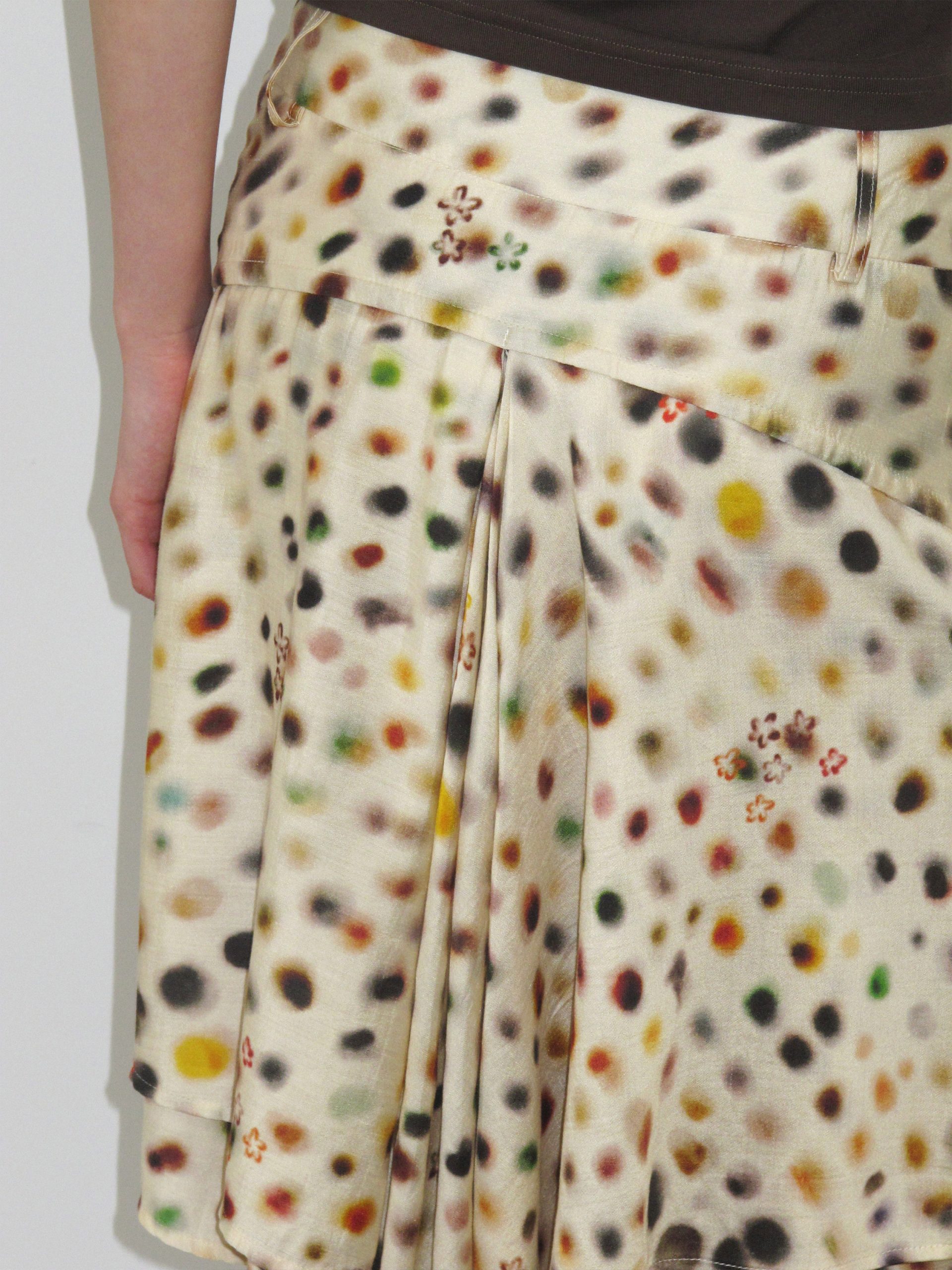 Women's A-Line Midi Skirt in Lyocell Acetate with Polka Dot Print - Image 4